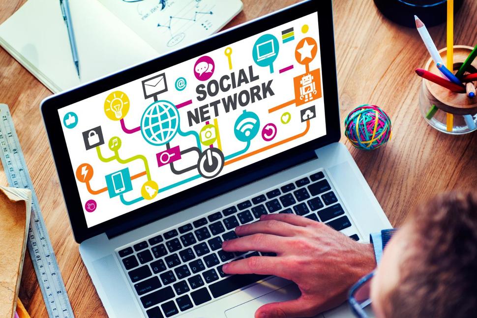 Manfaat Sosial Media untuk Bisnis Daring!