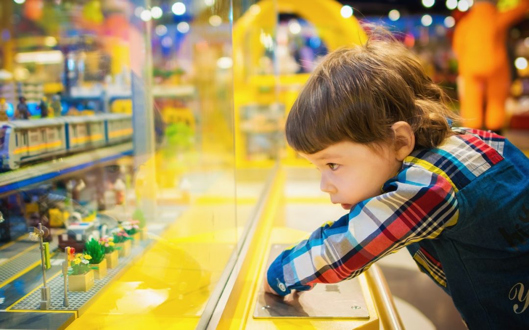 10 Rekomendasi Mainan Edukasi Anak 1 Tahun yang Banyak Peminatnya